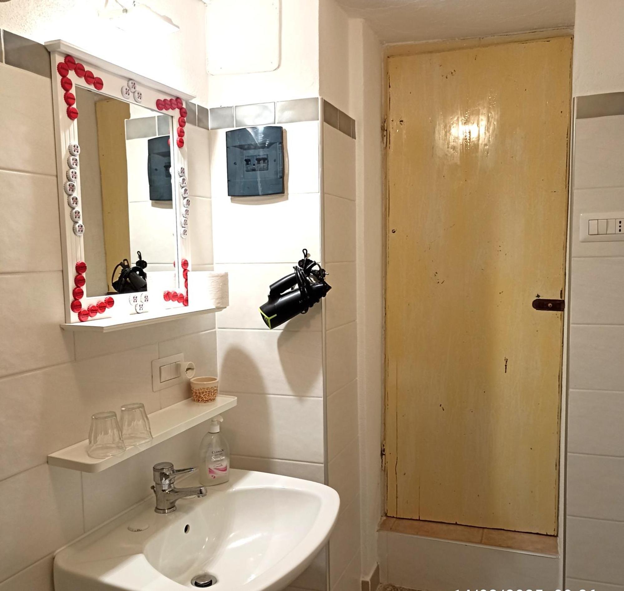 B&B Eleonora D'Arborea, Centro Storico Posada  Ngoại thất bức ảnh