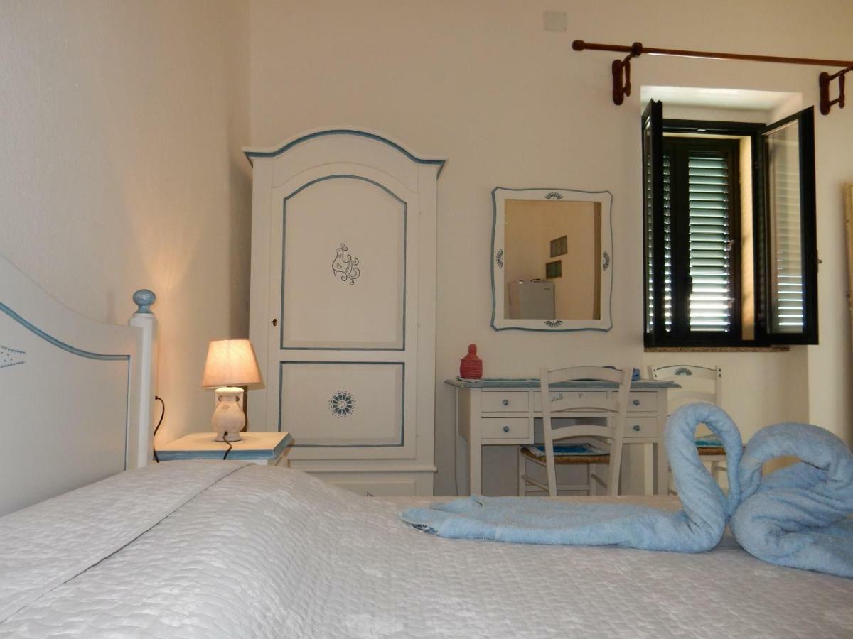 B&B Eleonora D'Arborea, Centro Storico Posada  Ngoại thất bức ảnh