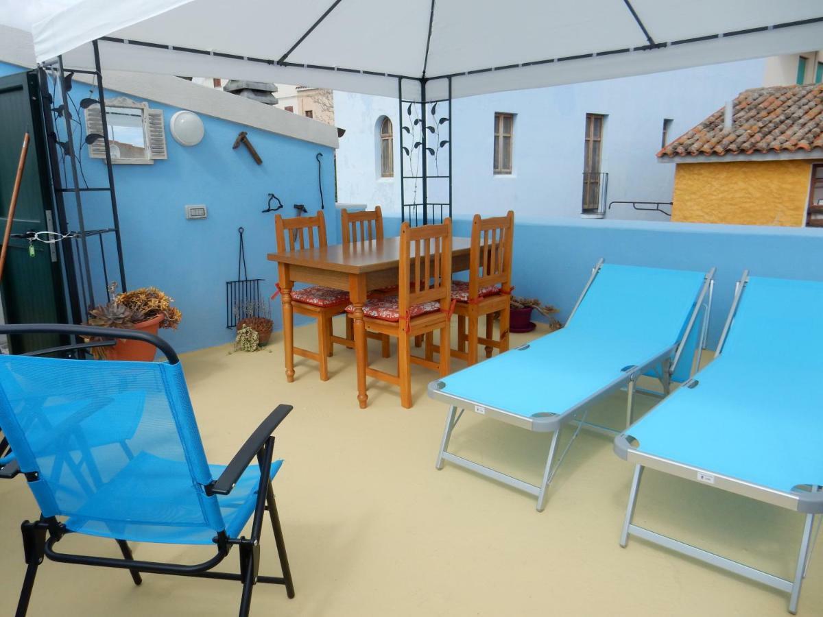 B&B Eleonora D'Arborea, Centro Storico Posada  Ngoại thất bức ảnh